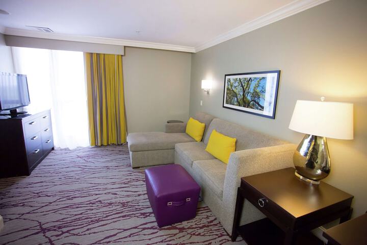 Room 22 of 56