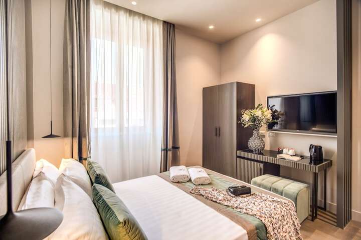 Room 26 of 53