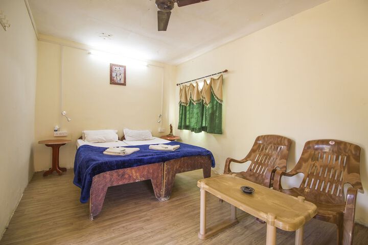 Room 10 of 94