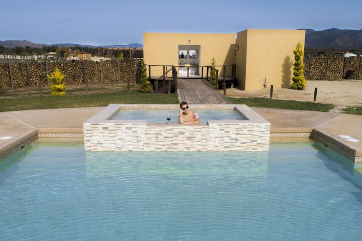 Pool 43 of 107