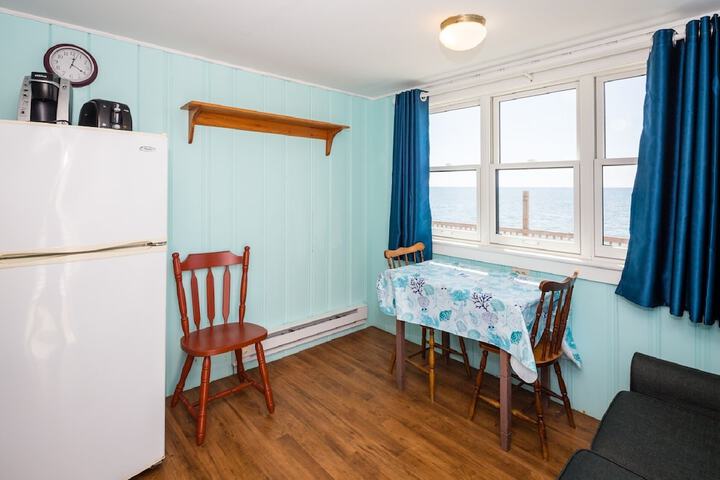 Room 73 of 219