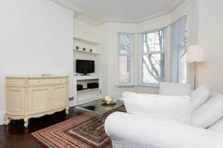 Room 15 of 16