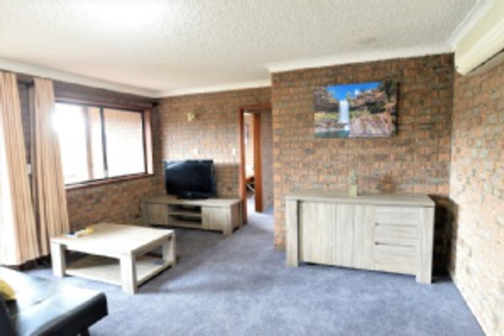 Room 353 of 693