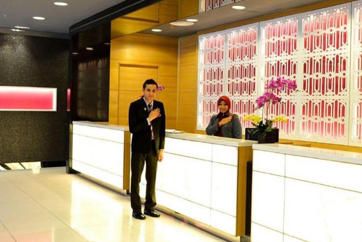 Hotel Lobby