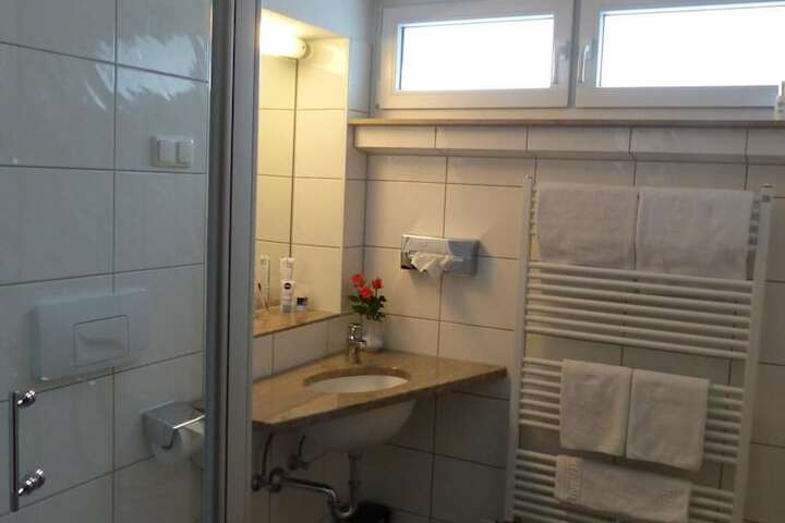 Room 20 of 27
