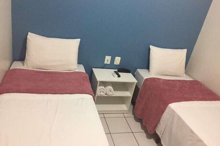Room 25 of 52
