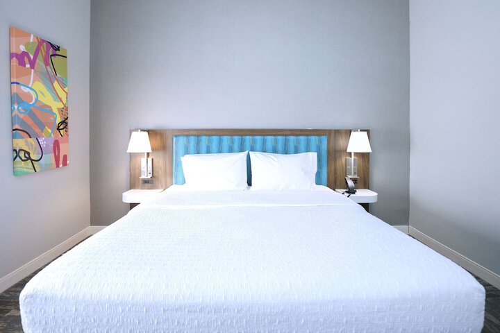 Room 3 of 19