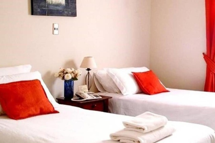 Room 16 of 33