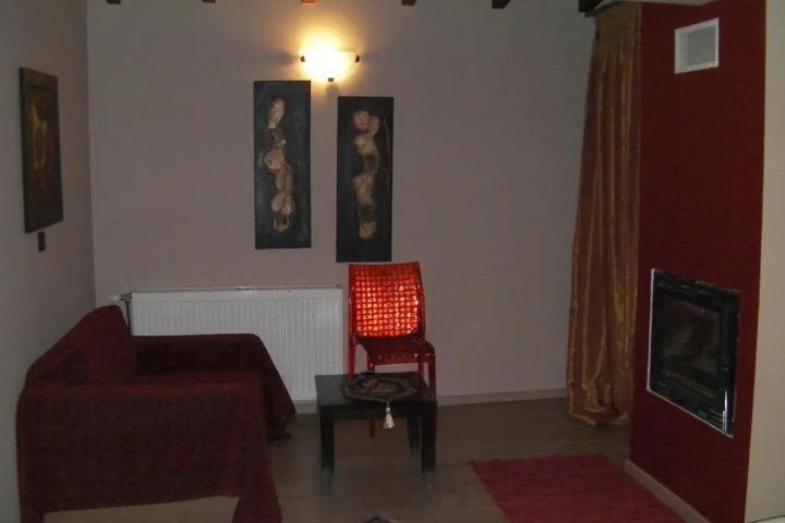 Room 14 of 26