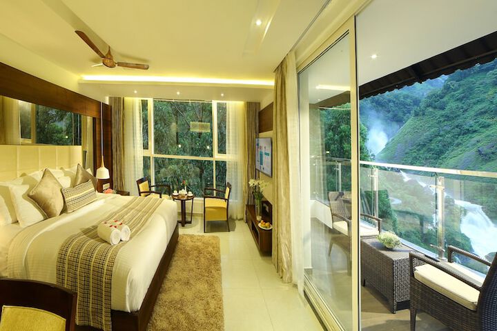 Room 10 of 54