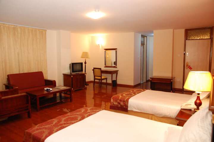 Room 9 of 54