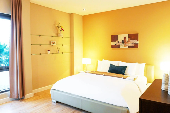 Room 2 of 15
