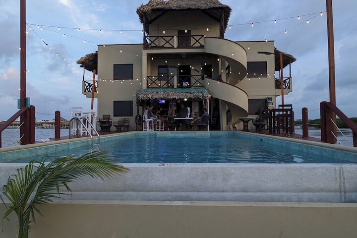 Pool 73 of 221