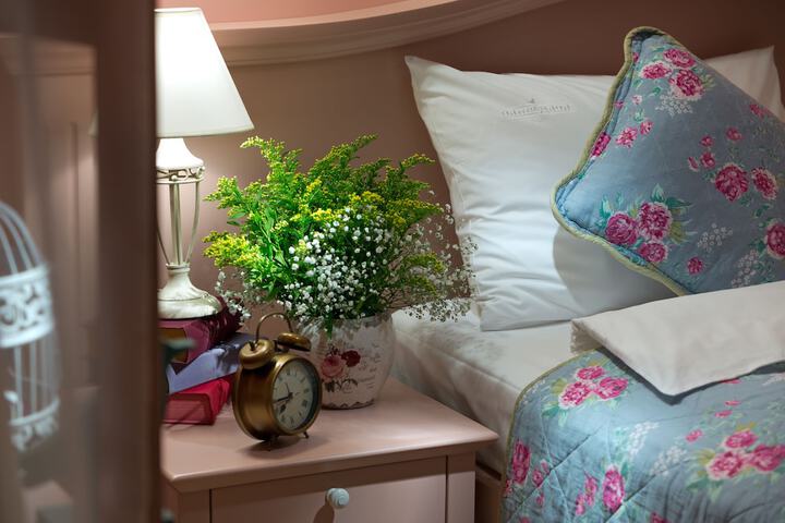 Room 4 of 53