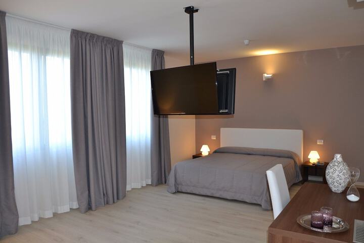 Room 14 of 45