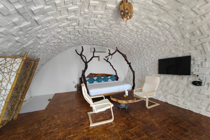 Room 14 of 55