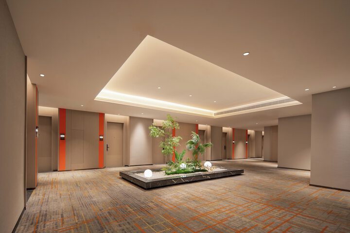 Ballroom/Hall 64 of 89