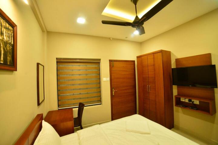Hotel Priya
