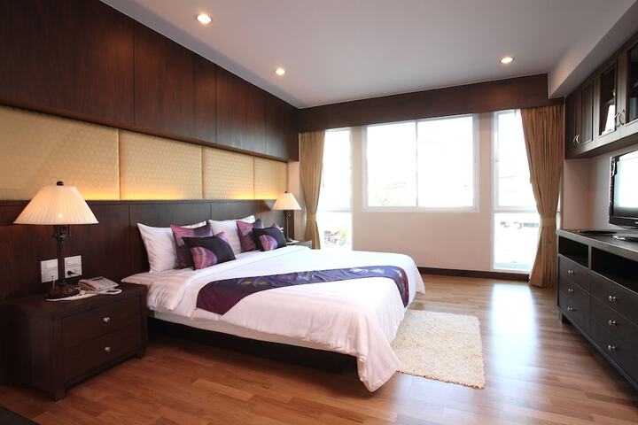 Room 16 of 125