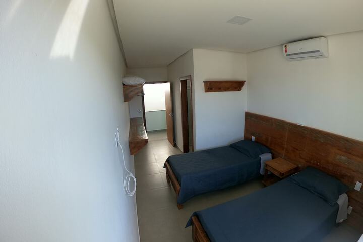 Room 4 of 27