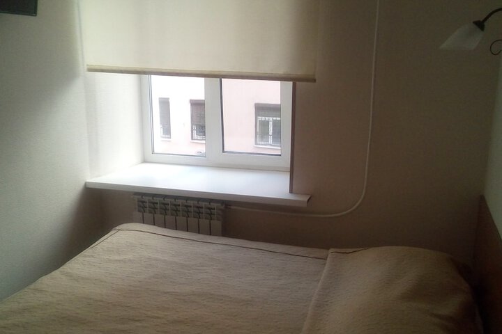 Room 5 of 14