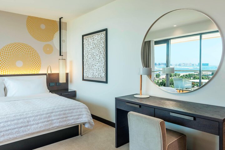 Room 42 of 334