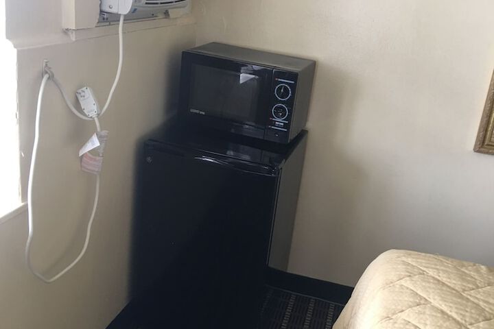 Room 5 of 20