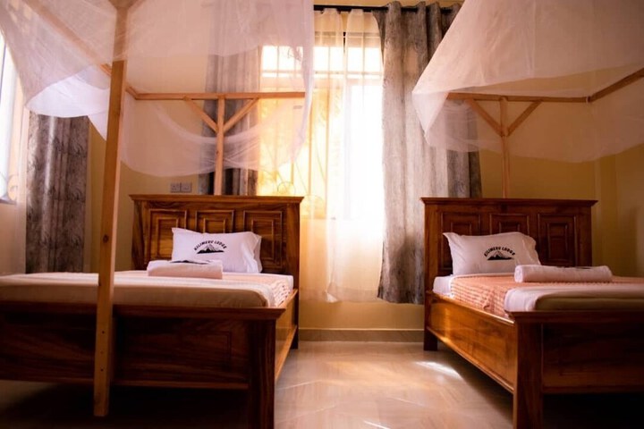 Room 5 of 34