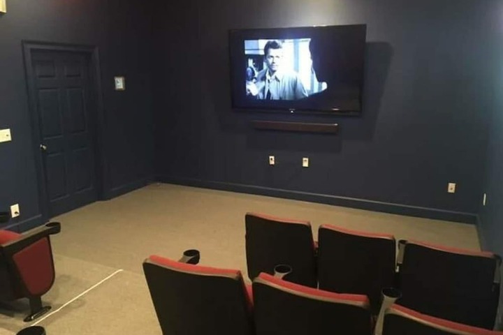 Room 37 of 79