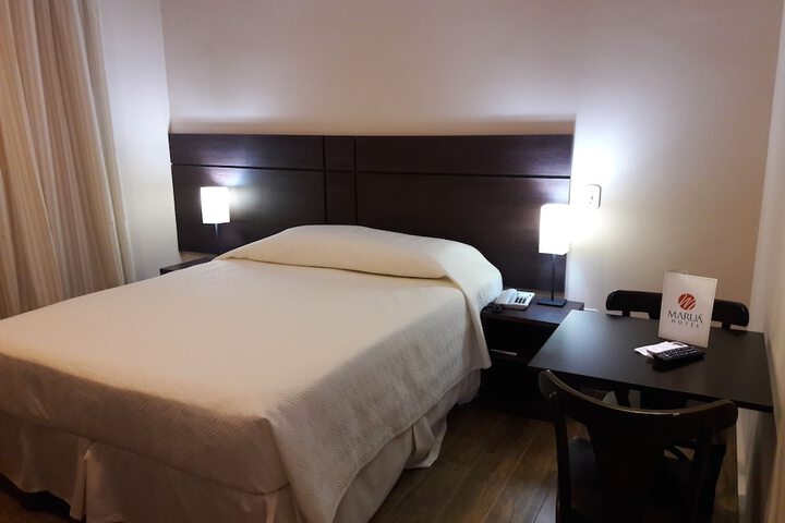 Room 7 of 35