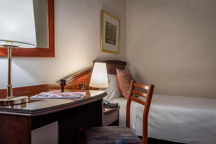 Room 38 de 129