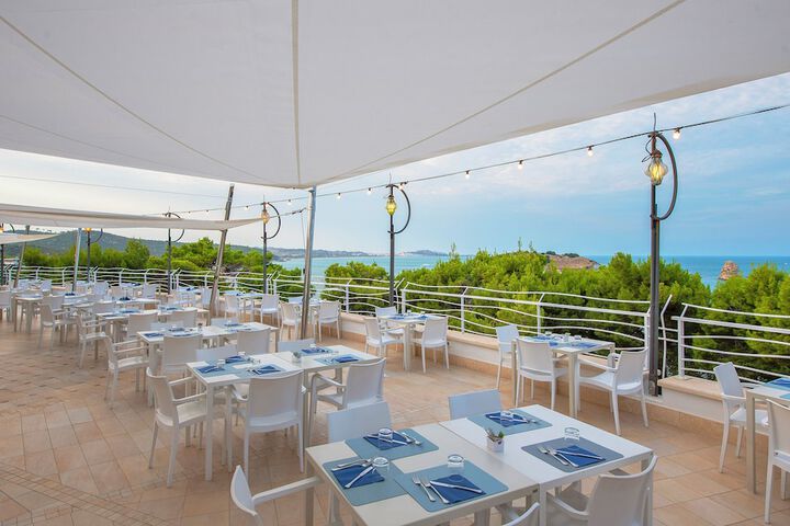 Terrace/Patio 42 of 44