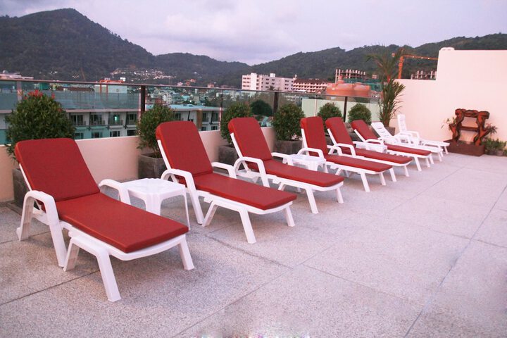 Sundeck 46 of 46