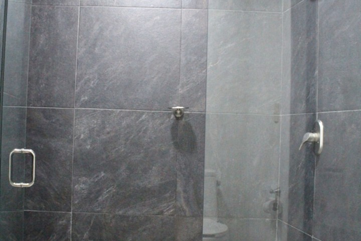 Room 53 of 78