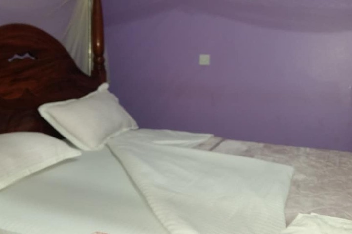 Room 5 of 29
