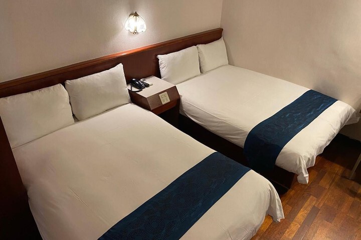 Room 29 of 51