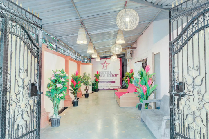 Photo of DE CLASSICO HOTEL BY OYO ROOMS