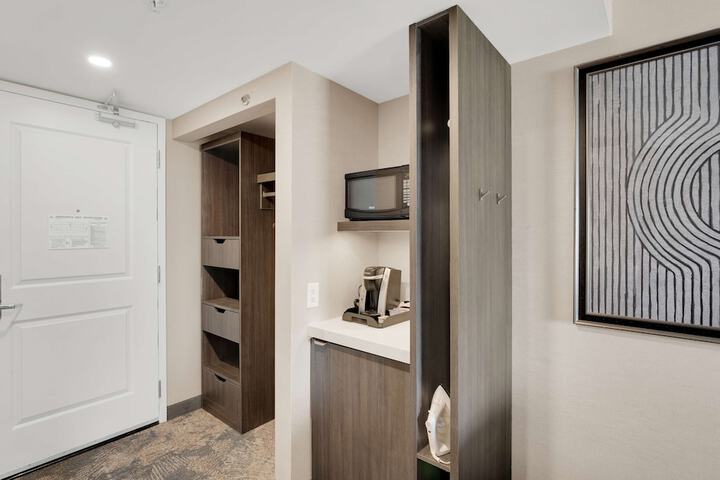 Room 9 of 45