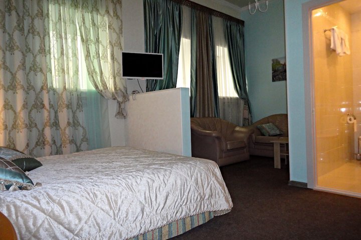 Room 4 of 21