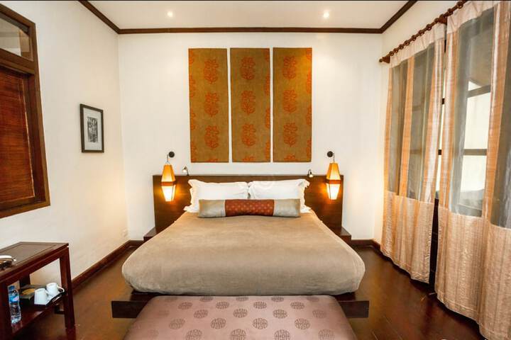 Room 10 of 52