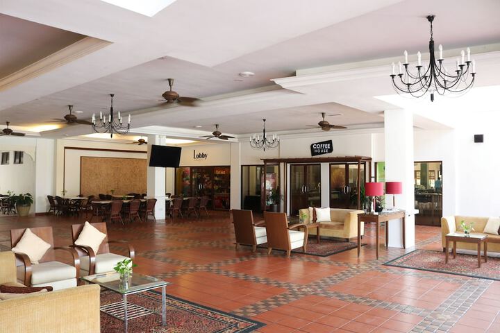 Hotel Lobby