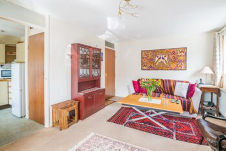 Room 11 of 25
