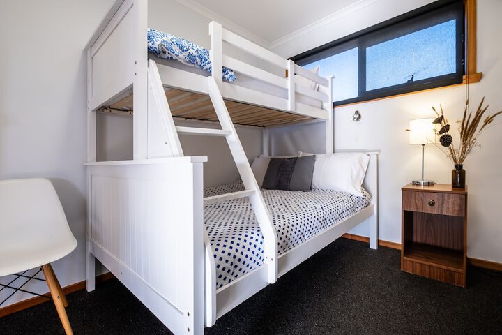 Room 15 of 120