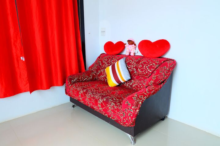 Room 21 of 34