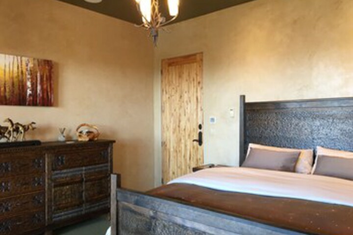 Room 28 of 58