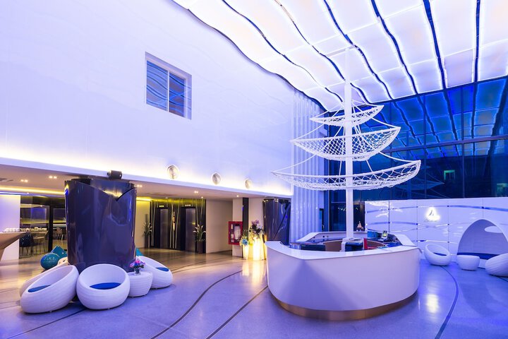 Hotel Interior 3 of 121