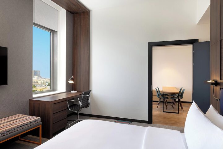 Room 12 of 50