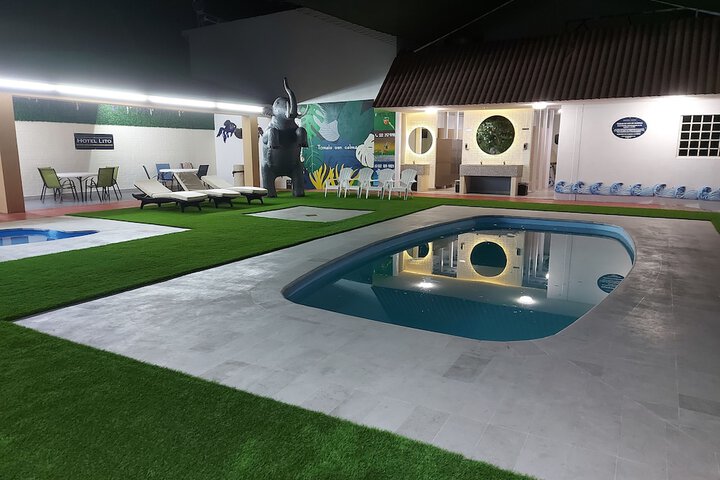 Pool 8 of 8