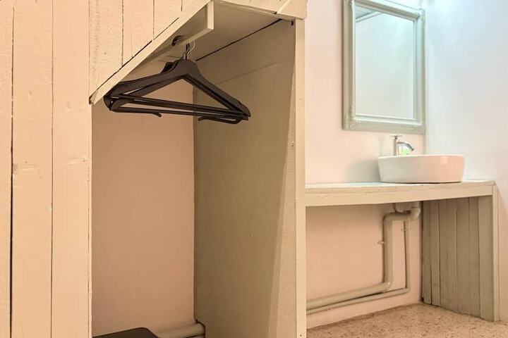 Room 10 of 55