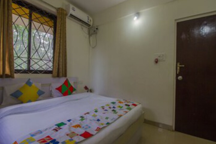 Room 12 of 22